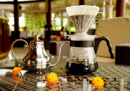 Ngoài không gian xanh độc đáo, Gió Coffee còn lấy phương châm Đồ uống sạch vì sức khỏe khách hàng làm hàng đầu, do đó thật dễ hiểu khi Gió là 1 điểm đến không thể thiếu của du khách mỗi khi đếnThành phố Hải Dươngvà người dân địa phương nơi đây!